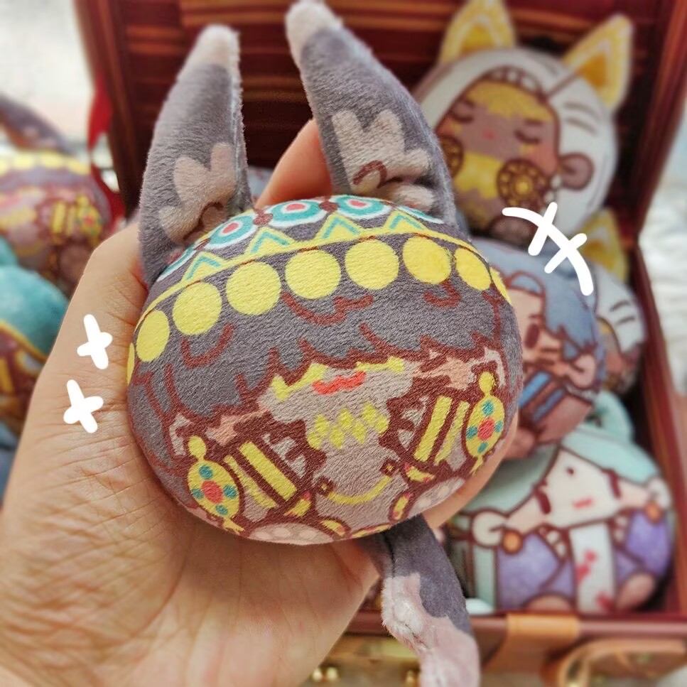 كرة قطيفة أصلية من سودان ألتون - مراجعة Anime Merchandise Usa وسعره